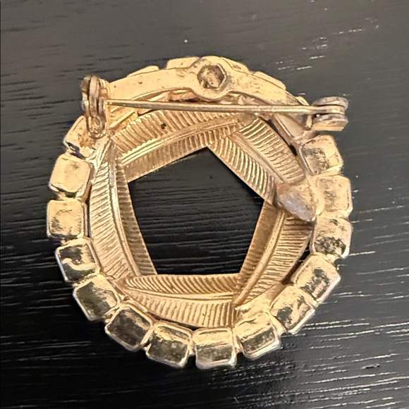 vintage gold-tone leaf and aurora borealis rhinestone circle brooch - Picture 4 of 4